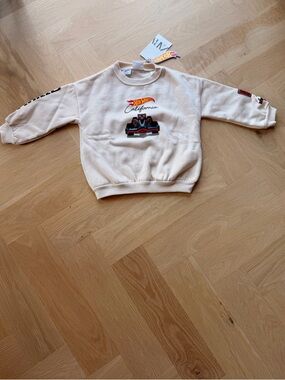 Zara Hot Wheels California Cream Crewneck Sweatshirt